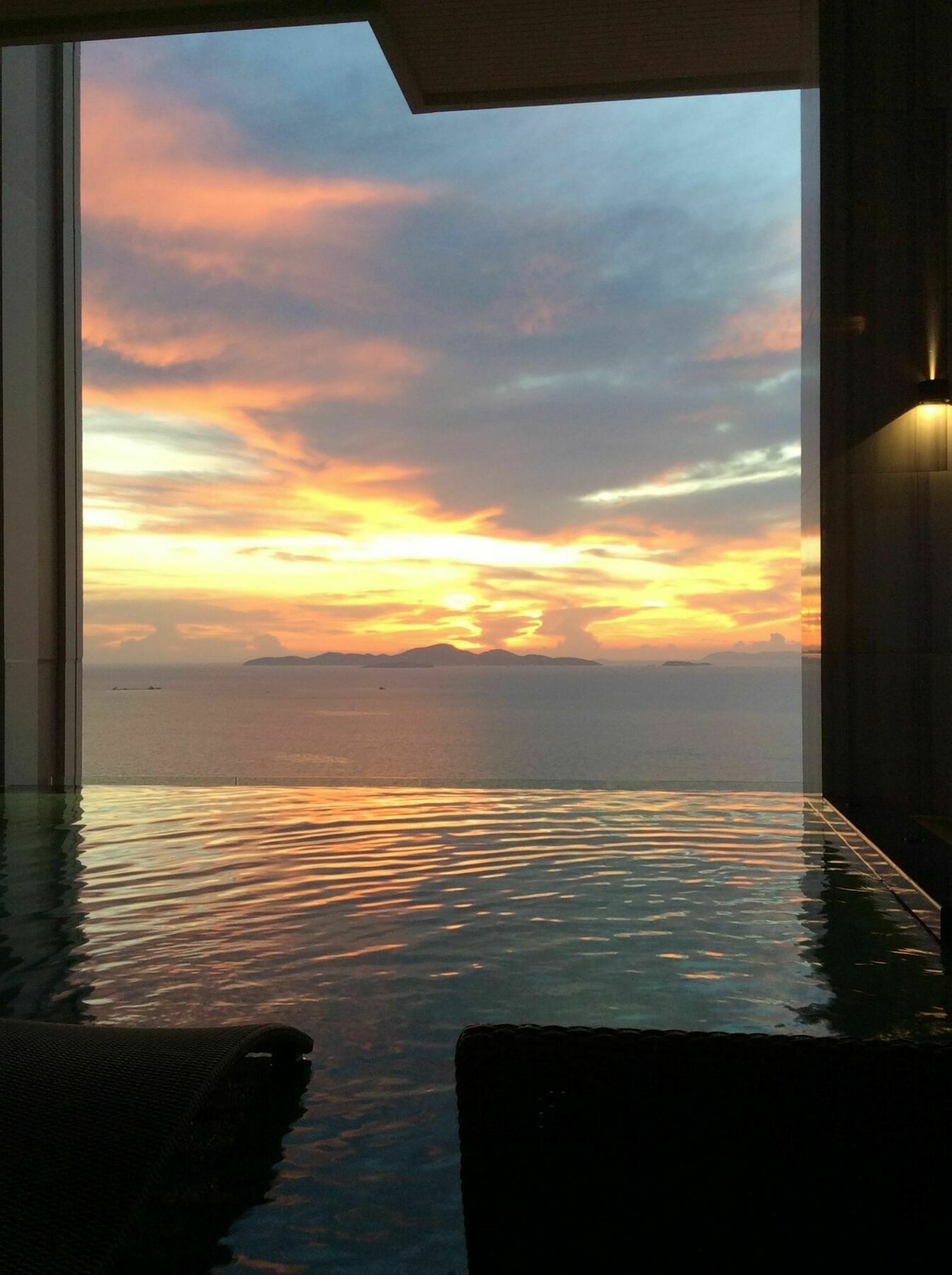 The Riviera Wongamat Hong Apartment Pattaya Exterior photo