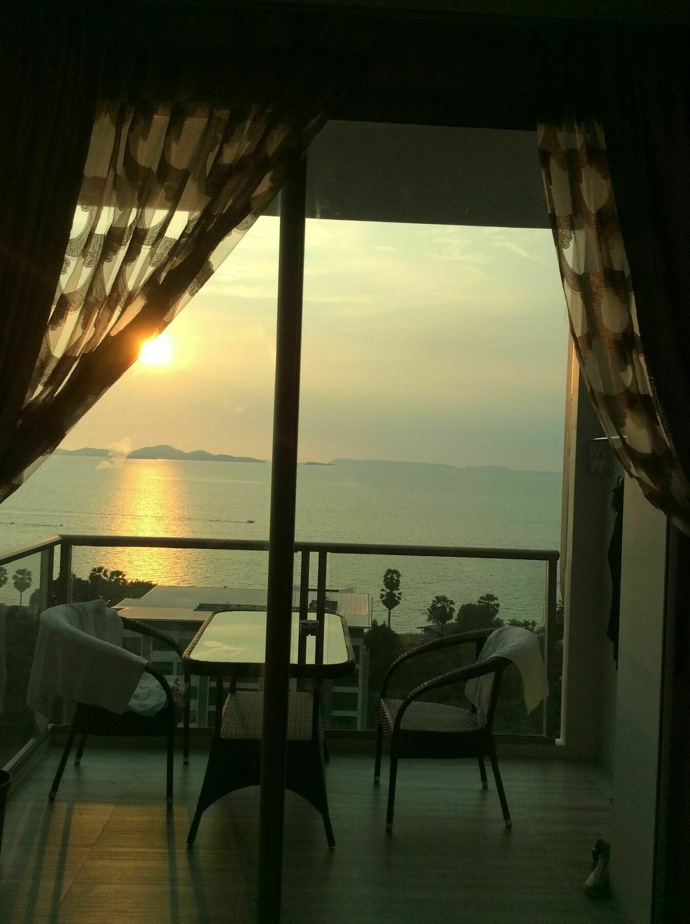 The Riviera Wongamat Hong Apartment Pattaya Exterior photo