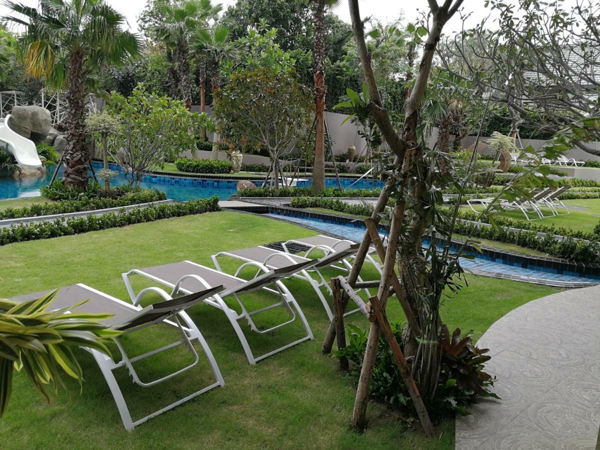 The Riviera Wongamat Hong Apartment Pattaya Exterior photo