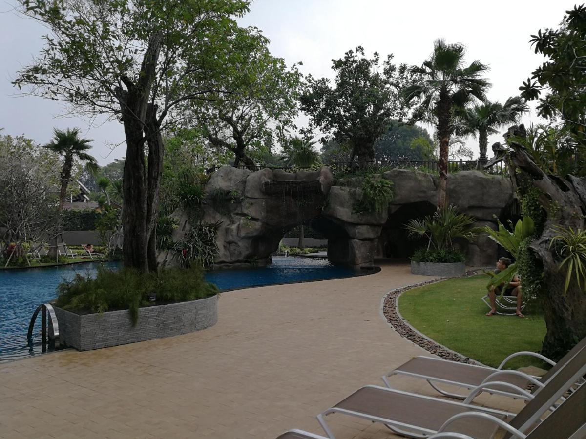 The Riviera Wongamat Hong Apartment Pattaya Exterior photo