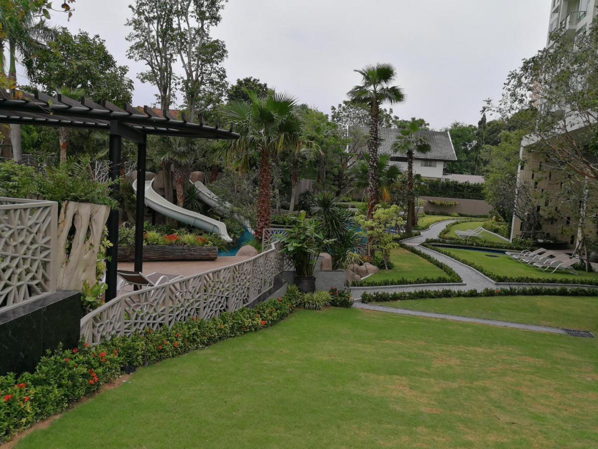 The Riviera Wongamat Hong Apartment Pattaya Exterior photo