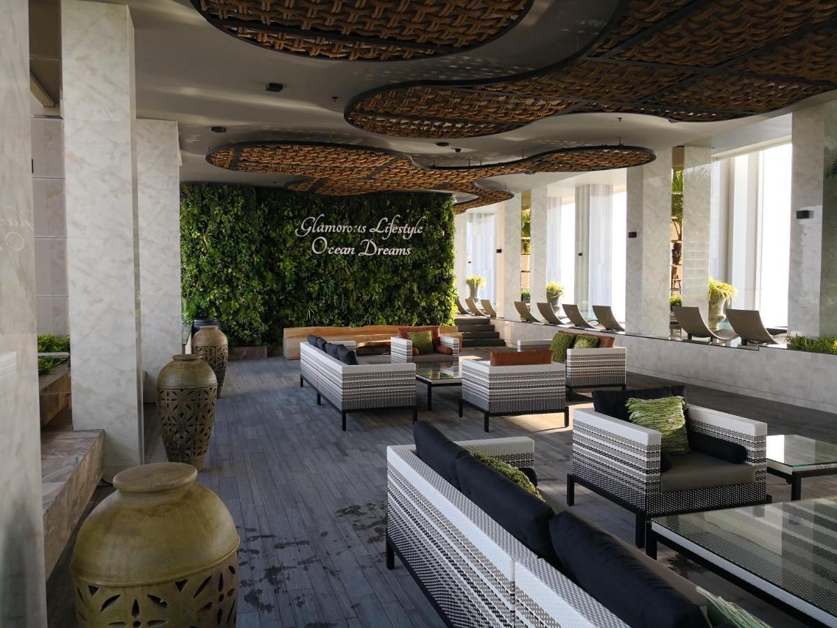 The Riviera Wongamat Hong Apartment Pattaya Exterior photo